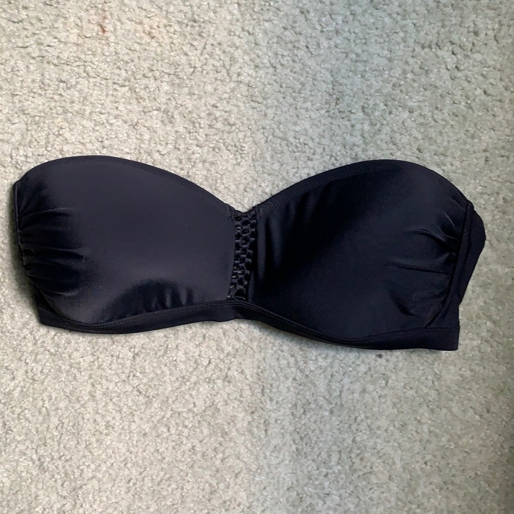 Black strapless bikini top 👙